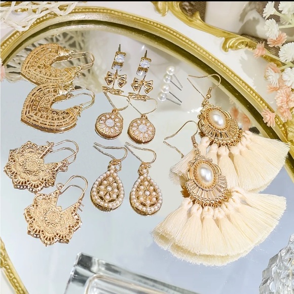 8 Pairs Boho Gold Pearl Drop Earrings Set - Picture 2 of 7